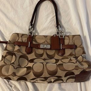 Designer COACH bag three pockets great condition!
